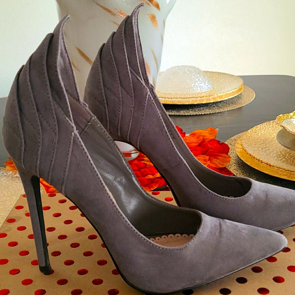 High Back Pumps